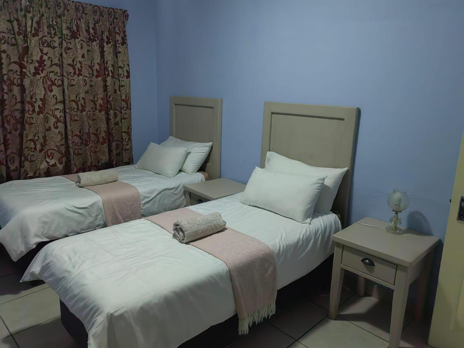 Sibahlenomhlambi Guesthouse Springs  Exterior photo