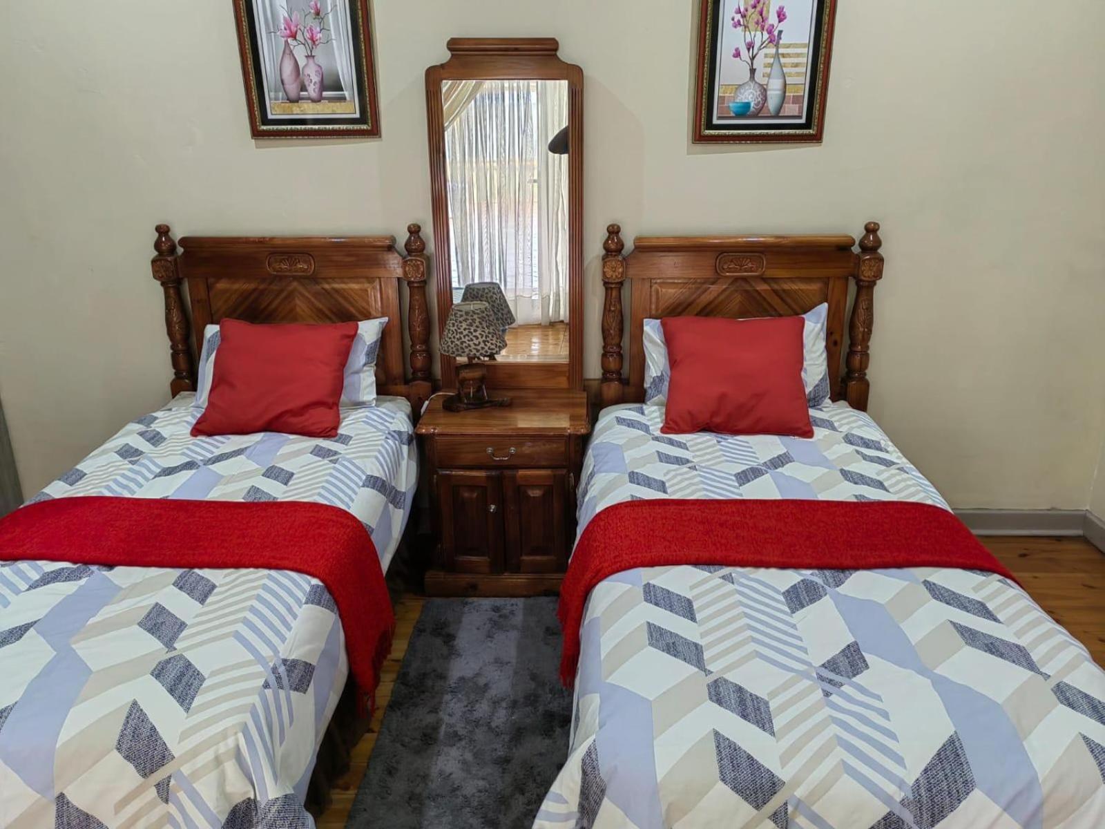 Sibahlenomhlambi Guesthouse Springs  Room photo