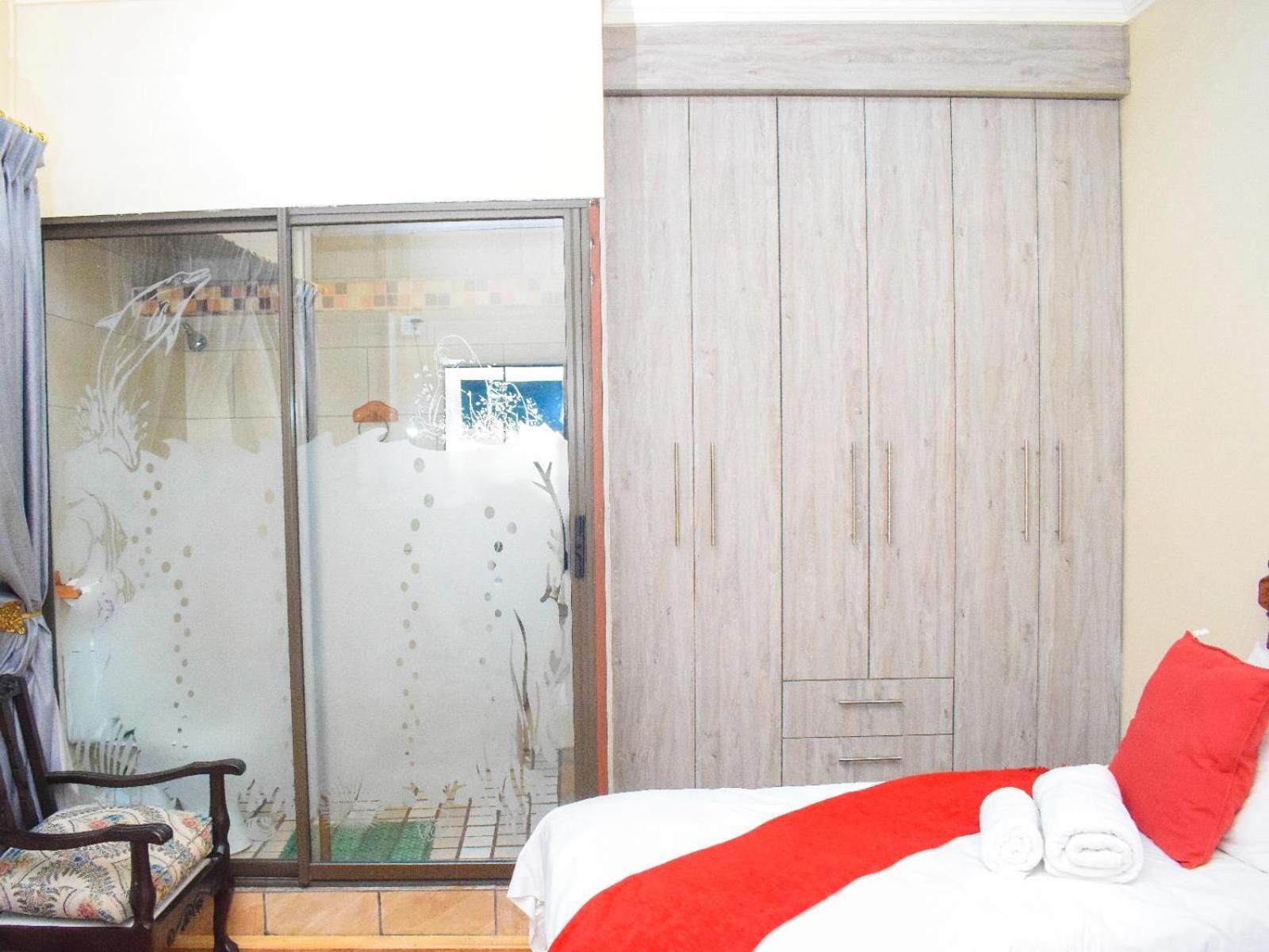 Sibahlenomhlambi Guesthouse Springs  Room photo
